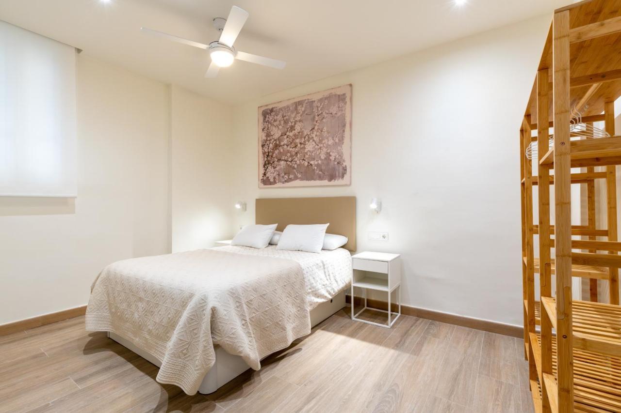 Apartamentos Cervantes 17 Sevilla Exterior foto