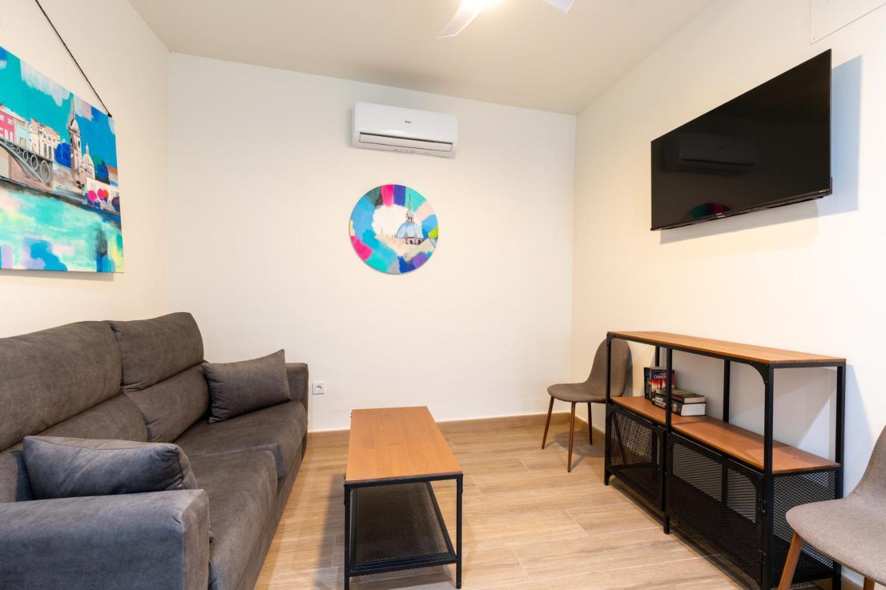 Apartamentos Cervantes 17 Sevilla Exterior foto